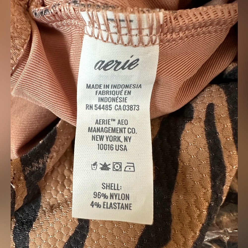 Aerie Pique Animal Print Wrap One Piece Swimsuit Size Small - Picture 9 of 12
